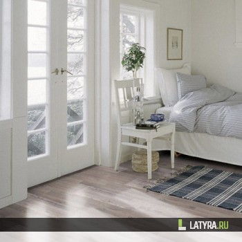 Ламинат Pergo Дуб Серый L0101-01786