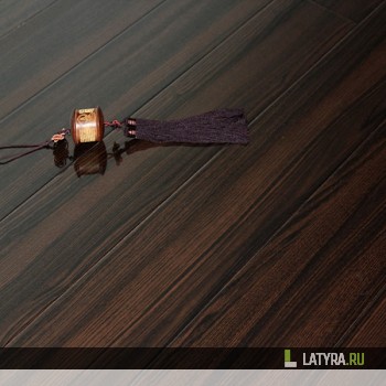 Ламинат Praktik Дуб Королевский лак prl72038