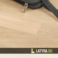 Паркетная доска Дуб Селект белое масло 3-полосный